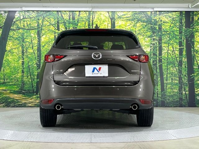 安心の最長10年・走行無制限保証(有償)をご用意。保証内容も充実はもちろん、無料点検&オイル交換や、年中無休の全国・24時間ロードサービスも付帯されておりますのでご安心下さい。