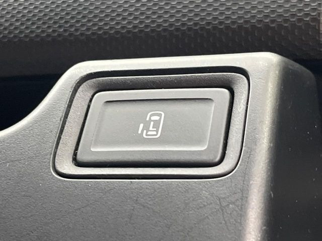 �y�p���[�X���C�h�h�A�z�X�}�[�g�L�[��^�]�Ȃ̃X�C�b�`�ŃX���C�h�h�A�̊J���\���d��������͂����ăh�A���J����K�v�������A���������q�l�ł��A�d���ו��������Ă��鎞�����N�ɊJ���߂ł��܂���