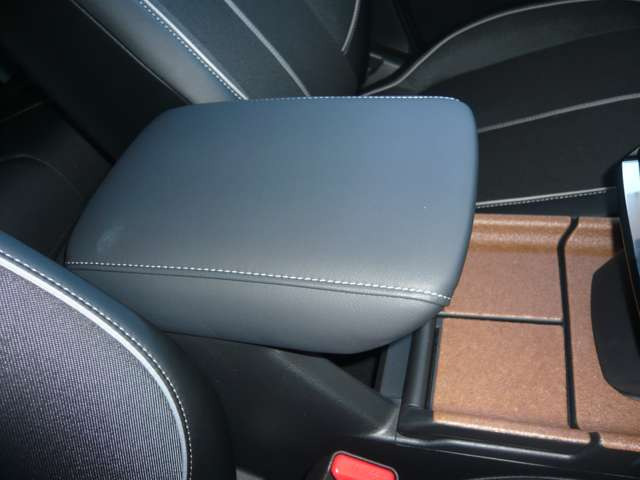 �{�R���N����̟����������R���\�[�����B����700���N���X�̍����Ԃł����{���̃E�b�h�ł͂Ȃ������̃v�����g�ؖڒ��Ȃ̂ɁE�E�E�}�c�_���܂��ˁB