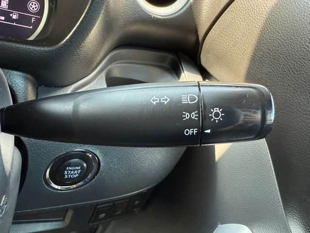 お客様の安心を第一に考え、当社にて24時間ロードサービスを行っております。