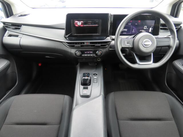 ���O���̐��|�E�K���X�n�{�f�B�R�[�e�B���O��CAR�N���[�j���O���Ǝ҂��{�H�������܂��̂ő�ϐ����B�I���b�N�X�����Ԃł݂͂Ȃ��܂ɉ��K�ȃh���C�u�����񑩁B