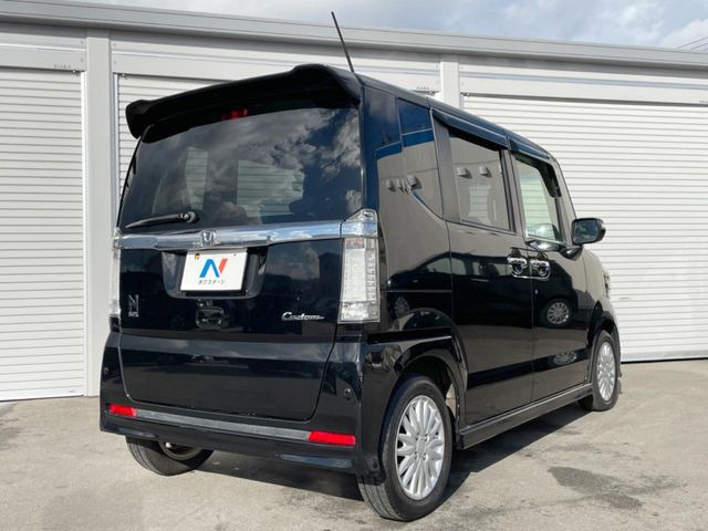 ☆全国のネクステージからお取り寄せが可能※!遠方の店舗に展示してあるクルマが気になる場合も、最寄りの店舗でご覧いただくことが可能です!是非私たちに要望をお聞かせください!※別途費用