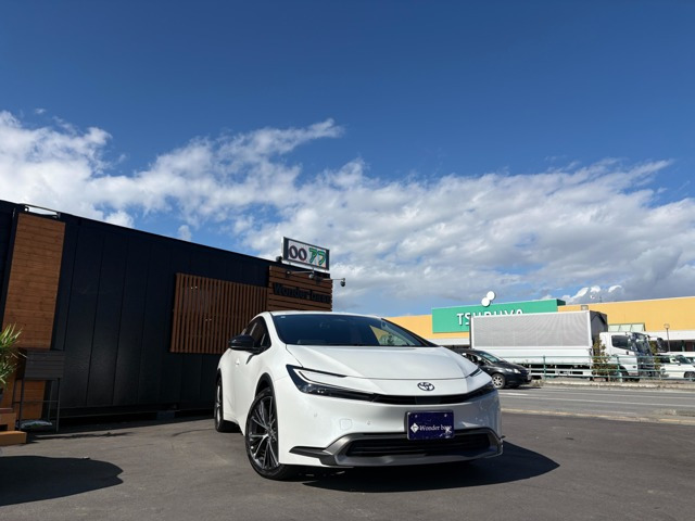 プリウス2.0 G E-Four 4WD