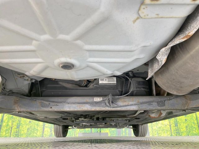 下回りがきれいなうちに、防錆加工の施工がオススメ。降雪地域はもちろん、沿岸部にお住いの方や、趣味でマリン・ウィンタースポーツをされる方にご好評いただいております。