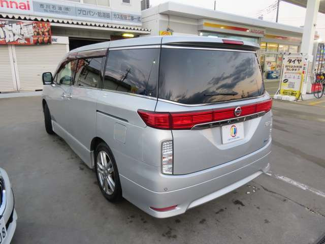 ★維持費・税金・燃費などご相談下さい!荷物も積めて、たくさん乗れる、便利なミニバン・1BOX・ステーションWが50台以上展示です!