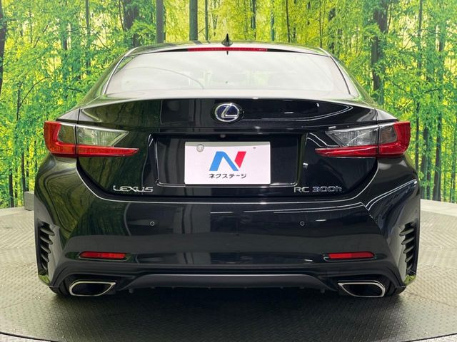 安心の最長10年・走行無制限保証(有償)をご用意。保証内容も充実はもちろん、無料点検&オイル交換や、年中無休の全国・24時間ロードサービスも付帯されておりますのでご安心下さい。