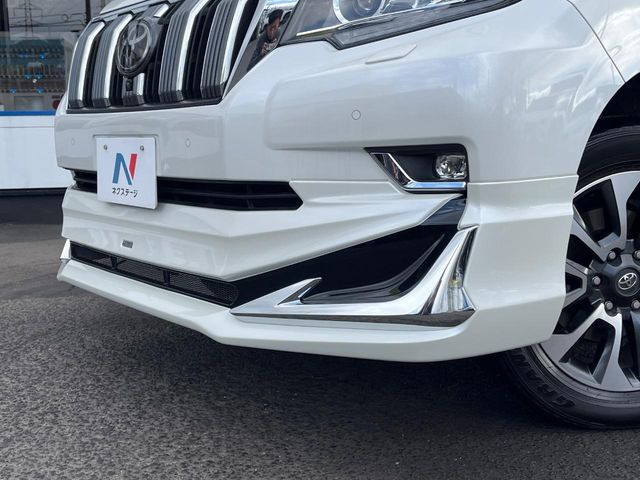 【モデリスタエアロ】人気のモデリスタエアロを装着!クルマの外観がよりスタイリッシュになり、街中で存在感あふれる1台に♪将来買い替える時にもリセールに影響しやすく、価値ある人気の装備です!