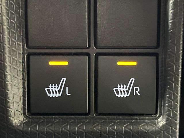 【シートヒーター】寒い日に重宝するシートヒーター!エアコンより早く温まってくれるので寒がりの人も安心ですね♪エアコンの温風は乾燥するから苦手、という方にもをおすすめです。