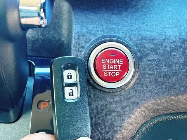 �y�X�}�[�g�L�[&�v�b�V���X�^�[�g�V�X�e���z�J�o����|�P�b�g�ɓ��ꂽ�܂܃h�A�̊J���ł��A�����^�b�`�Ŋy�X�G���W�����������܂���