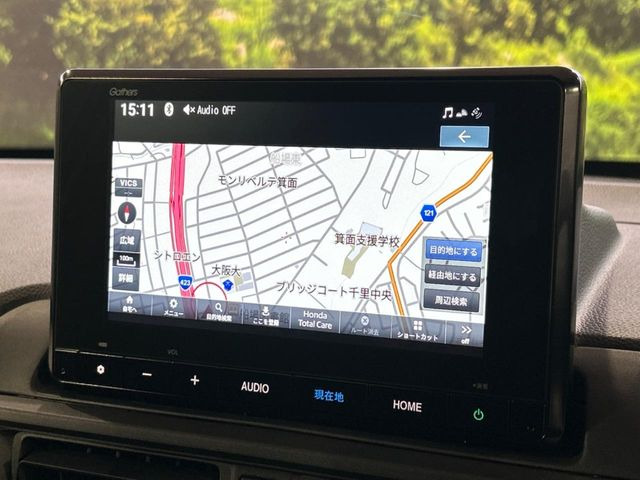 �y�����i�r�z�l�C�̏����i�r�𑕔����Ă���܂��B�i�r�̎g���₷���͂������A�I�[�f�B�I�@�\���[��!�L�����v�◷�s�͂������A�ʋ΂┃�����ȂǕ��i�̃h���C�u���y�����Ȃ�͂���