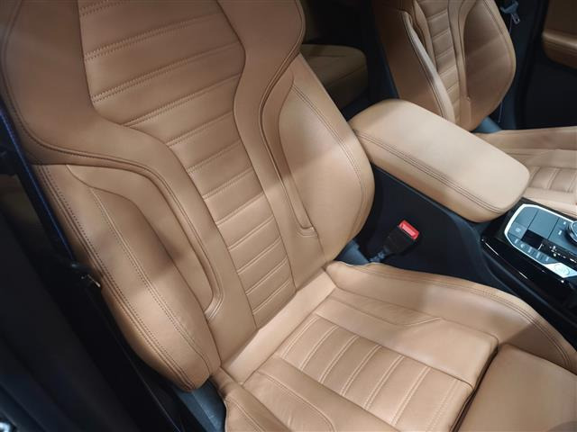 X3M40d ディーゼル 4WD