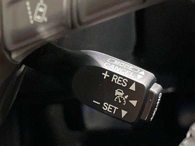 �y���[�_�[�N���[�Y�R���g���[���z�������H�ł̒��������s���y��!!�����ő��x��ۂN���[�Y�R���g���[�����A�Փˌy���V�X�e���ƘA�g���A�O���̎ԗ������m���ĎԊԂ�ۂ悤�ɑ��x���߂��Ă���܂�!!