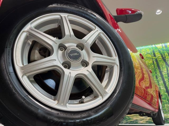 �y14�C���`�A���~�z�C�[���z�O�ςɃ}�b�`�����A���~�z�C�[���𑕒����Ă���܂��B�e��A���~�z�C�[����A�X�^�b�h���X�^�C�����戵�����Ă���܂��B���񂲑��k����������