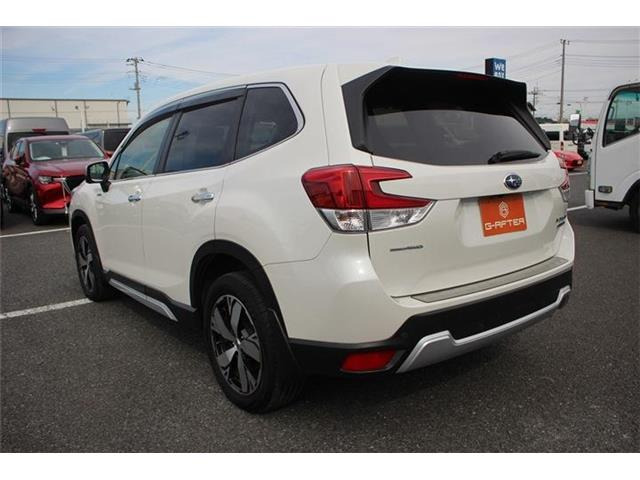 ���Ǝҗl�ւ̔̔��͂��f�肳���Ă��������܂��B �Ԍ������ԗ��̏ꍇ�́A�Ԍ����擾�������x�������z�ŕ\�����Ă���܂��B