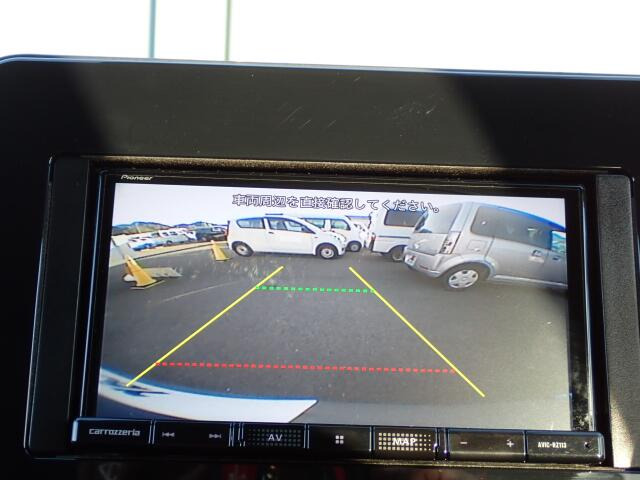 �o�b�N�J�����������Ă���܂��B���Ԏ��ɑ�ϖ��ɗ����܂�������Ԃ����ȕ��ɂ��֗��@�\�ł���