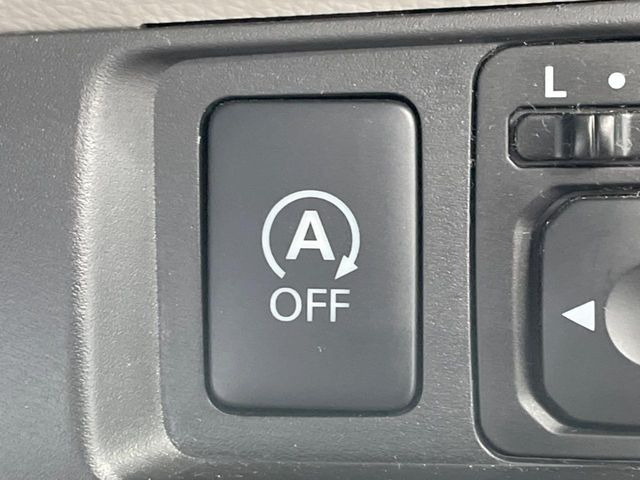 �y�A�C�h�����O�X�g�b�v�z�ԐM����a�؂Œ�Ԃ����ۂɃG���W�����~���A���ʂȔR���̏����}���܂��B�R��������ی�ɂȂ���@�\��G���W���̓u���[�L�𗣂��΍Ďn�����܂��B