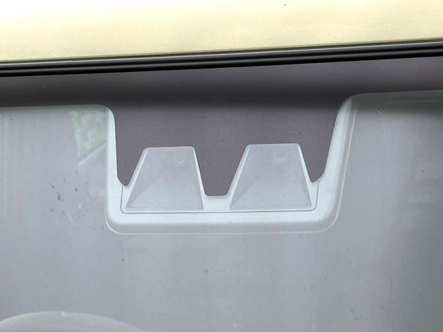 �y�X�}�[�g�A�V�X�g�z���s���ɑO���̎ԗ�����F�����A�Փ˂������Ȏ��͌x��ƃu���[�L�ŏՓˉ���Ɣ�Q�y�����A�V�X�g�B�����S�Ƀh���C�u�����y���݂��������܂��B