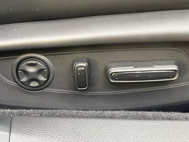 �y�p���[�V�[�g�z�X�C�b�`��ŊȒP�ɃV�[�g�̔��������\!�d��������͂�����܂���!���K�ȃV�[�g�|�W�V�����ɃZ�b�g���āA���K�ȃh���C�u�����y���݂��������B