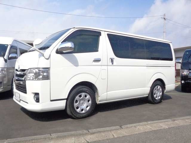 ハイエースバン