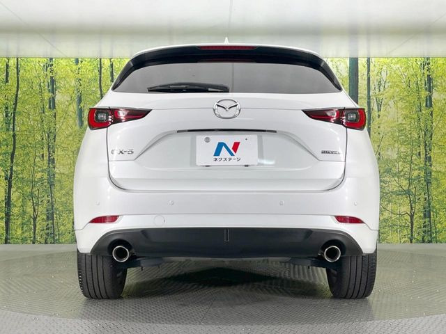 安心の最長10年・走行無制限保証(有償)をご用意。保証内容も充実はもちろん、無料点検&オイル交換や、年中無休の全国・24時間ロードサービスも付帯されておりますのでご安心下さい。