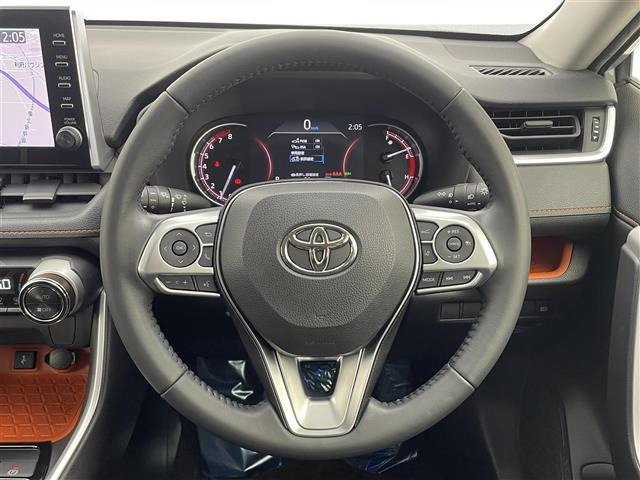 RAV42.0 アドベンチャー 4WD