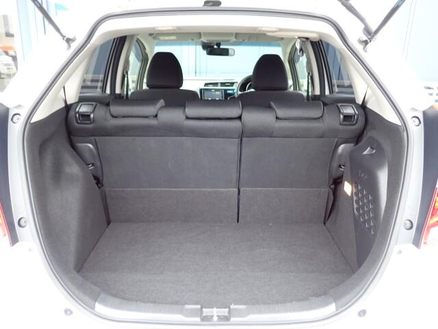 通常時のラケッジスペースです!大きな開口で荷物の乗せ降ろしも楽に行えます。