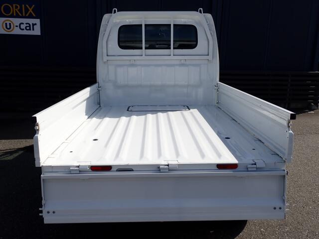 荷台の状態、綺麗です。