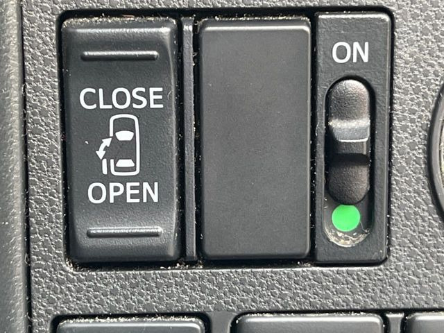 【パワースライドドア】スマートキーや運転席のスイッチでスライドドアの開閉が可能♪電動だから力を入れてドアを開ける必要が無く、小さいお子様でも、重い荷物を持っている時もラクに開け閉めできます♪