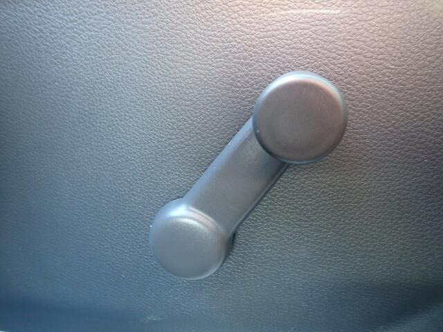 窓の開閉は手動になります。