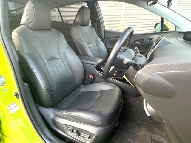 �y���烌�U�[�V�[�g�z����̂ӂ���肪�e�ՂŃ����e�i���X�����ȒP�ȁA�@�\���ɗD��鍇����v���̗p�����㎿�ȃV�[�g�ł��B����S�n���悭�A���������ӂ��S�n�ǂ��ԓ���Ԃ����o���Ă���܂��B