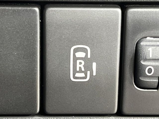 �y�p���[�X���C�h�h�A�z�X�}�[�g�L�[��^�]�Ȃ̃X�C�b�`�ŃX���C�h�h�A�̊J���\���d��������͂����ăh�A���J����K�v�������A���������q�l�ł��A�d���ו��������Ă��鎞�����N�ɊJ���߂ł��܂���