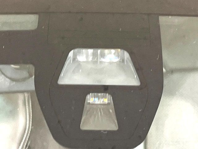 �y�V�e�B�u���[�L�A�N�e�B�u�V�X�e���z�ᑬ���s���ɑO���̎ԗ�����F�����A�Փ˂������Ȏ��͌x��ƃu���[�L�ŏՓˉ���Ɣ�Q�y�����A�V�X�g�B�����S�Ƀh���C�u�����y���݂��������܂��B