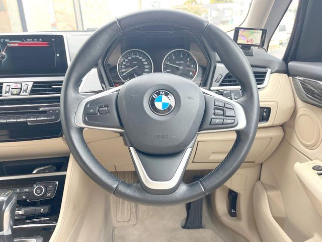 ●ハンドル部のスレも少なく、きれいな状態を維持しております。各スイッチ部の動作も確認済みです。