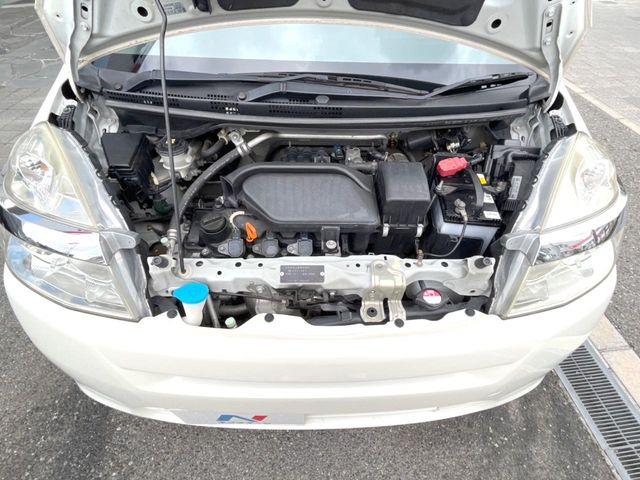 安心の最長10年・走行無制限保証(有償)をご用意。保証内容も充実はもちろん、無料点検&オイル交換や、年中無休の全国・24時間ロードサービスも付帯されておりますのでご安心下さい。