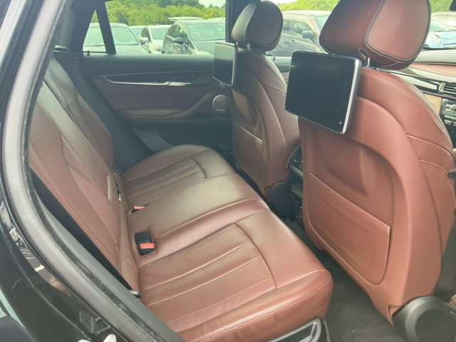 �C�ɂȂ邨�Ԃ�����܂�����E�̓d�b�ԍ����璼�ڂ��X�ɂ��₢���킹���������B�x�����@����ԗ����A��Ԃ܂łȂ�ł������������Ē����܂��B�X�^�b�t�ꓯ���A�����҂����Ă���܂��B