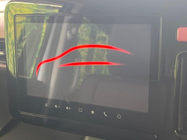 【メーカー純正ナビ】インテリアに溶け込むスタイリッシュな「専用設計」メーカーナビを装備♪視認性や操作性など基本性能にも優れ、より上質なカーライフをお楽しみいただけます。