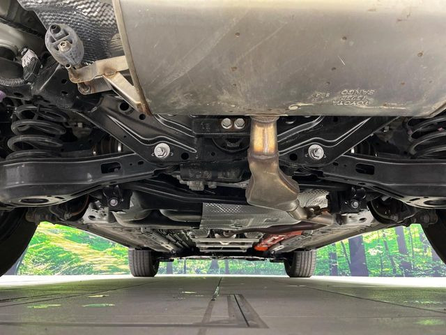 下回りがきれいなうちに、防錆加工の施工がオススメ。降雪地域はもちろん、沿岸部にお住いの方や、趣味でマリン・ウィンタースポーツをされる方にご好評いただいております。