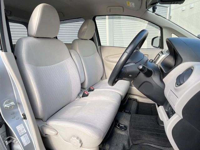 �^�]�Ȃ܂��ɂ͏\���ȃX�y�[�X������A�啿�ȕ��ł��������^�]���Ă�����������ł��B