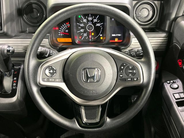 �y�X�e�A�����O�X�C�b�`�z�^�]���A�O������ڐ������炷���ƂȂ��A�I�[�f�B�I���̑��삪�\�ȕ֗��@�\!���S&���K�ȃh���C�u�����o���Ă���܂���