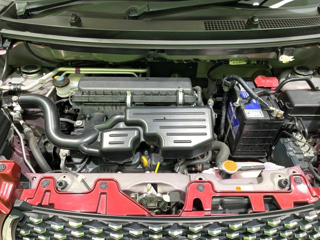 親切・丁寧な専門メカニックスタッフが応対!・車検・点検整備・事故等の修理などアフターサービスも安心。お車のカスタマイズもネクステージのサービススタッフまでご相談ください!