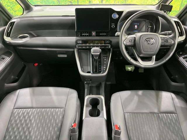 ノア1.8 ハイブリッド S-Z