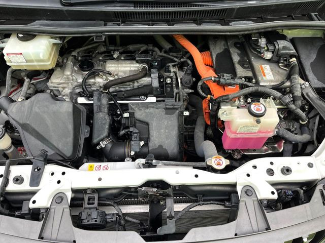 親切・丁寧な専門メカニックスタッフが応対!・車検・点検整備・事故等の修理などアフターサービスも安心。お車のカスタマイズもネクステージのサービススタッフまでご相談ください!