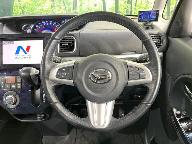 �y�����v�����X�e�A�����O�z�㎿�Ȋv���g�p���邱�ƂŁA��ɂ����������݂ƂĂ��^�]���₷���n���h���ł���