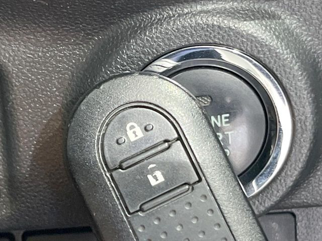 �y�L�[�t���[�V�X�e���z�J�o����|�P�b�g�ɓ��ꂽ�܂܂ł��h�A�̎{���E�������\�ȃX�}�[�g�L�[�𑕔��B�G���W���̃I���E�I�t�����J�M�����o���K�v����������Ƃ��Ă��֗��ł���