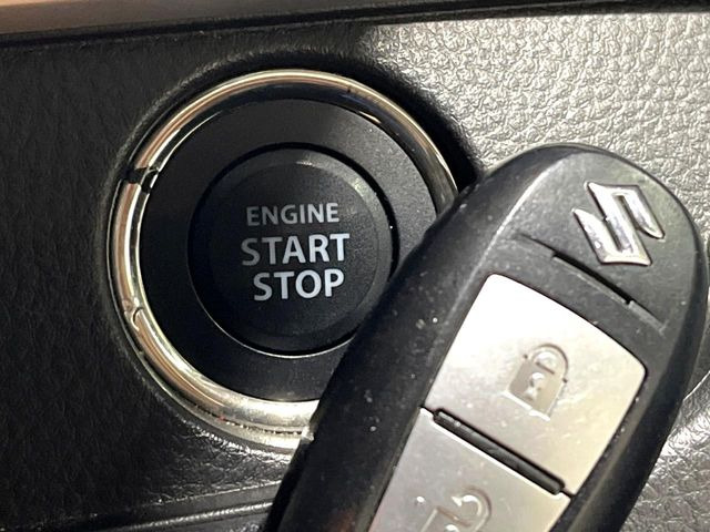 �y�L�[���X�X�^�[�g�V�X�e���z�J�o����|�P�b�g�ɓ��ꂽ�܂܂ł��h�A�̎{���E�������\�ȃX�}�[�g�L�[�𑕔��B�G���W���̃I���E�I�t�����J�M�����o���K�v����������Ƃ��Ă��֗��ł���