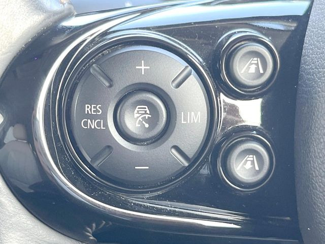 ���A�N�e�B�u�N���[�Y�R���g���[��:�O�̎ԂƂ̎Ԋԋ��������ɂƂ�A��葬�x�Ŏ������s���Ă���鎟����̃N���[�Y�R���g���[��!��ɍ������H�⎩���Ԑ�p���H�Ŏg�p����֗��ȋ@�\�ł�!