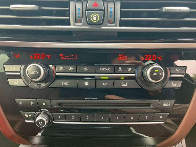 �C�ɂȂ邨�Ԃ�����܂�����E�̓d�b�ԍ����璼�ڂ��X�ɂ��₢���킹���������B�x�����@����ԗ����A��Ԃ܂łȂ�ł������������Ē����܂��B�X�^�b�t�ꓯ���A�����҂����Ă���܂��B