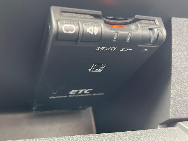 【ETC】高速道路の料金所をストレスなく通過!話題のスポットやサービスエリアに多い「スマートIC」利用時は必須のアイテムです。当店でセットアップを実施、ご納車当日からすぐにご利用いただけます!