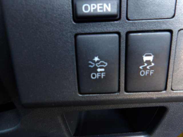 スマートアシスト★前方の車両や歩行者との衝突を回避したり、衝突の被害を軽減するための装置です!!