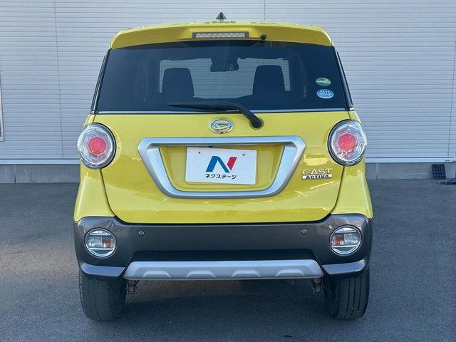 安心の最長10年・走行無制限保証(有償)をご用意。保証内容も充実はもちろん、無料点検&オイル交換や、年中無休の全国・24時間ロードサービスも付帯されておりますのでご安心下さい。